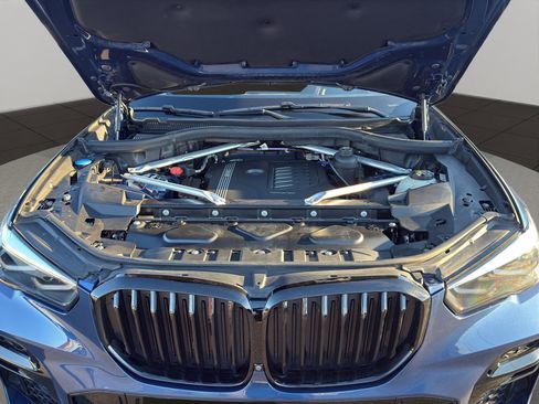 Used 2023 BMW X5 xDrive40i w/ M Sport Package image 21