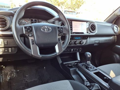 Used 2023 Toyota Tacoma TRD Off-Road w/ Advanced Technology Package image 13