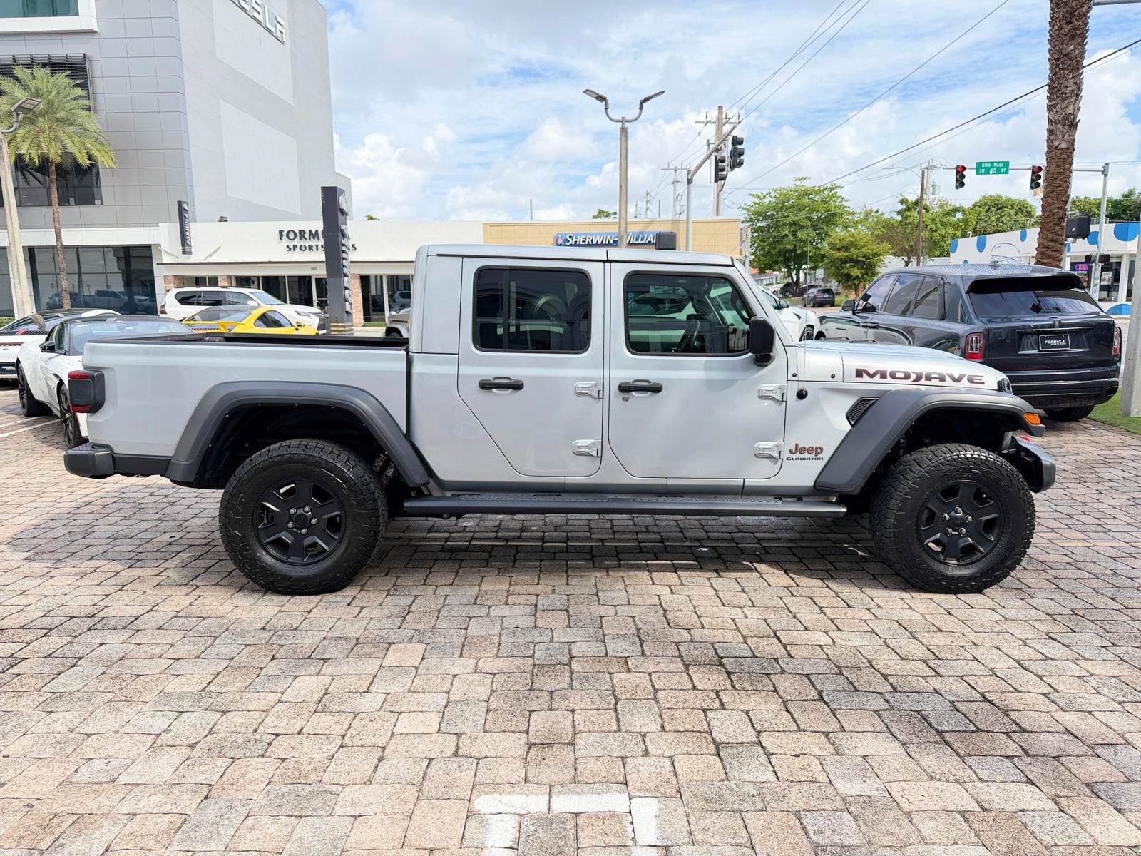 Used 2022 Jeep Gladiator Mojave w/ LED Lighting Group AWD/4WD image 8