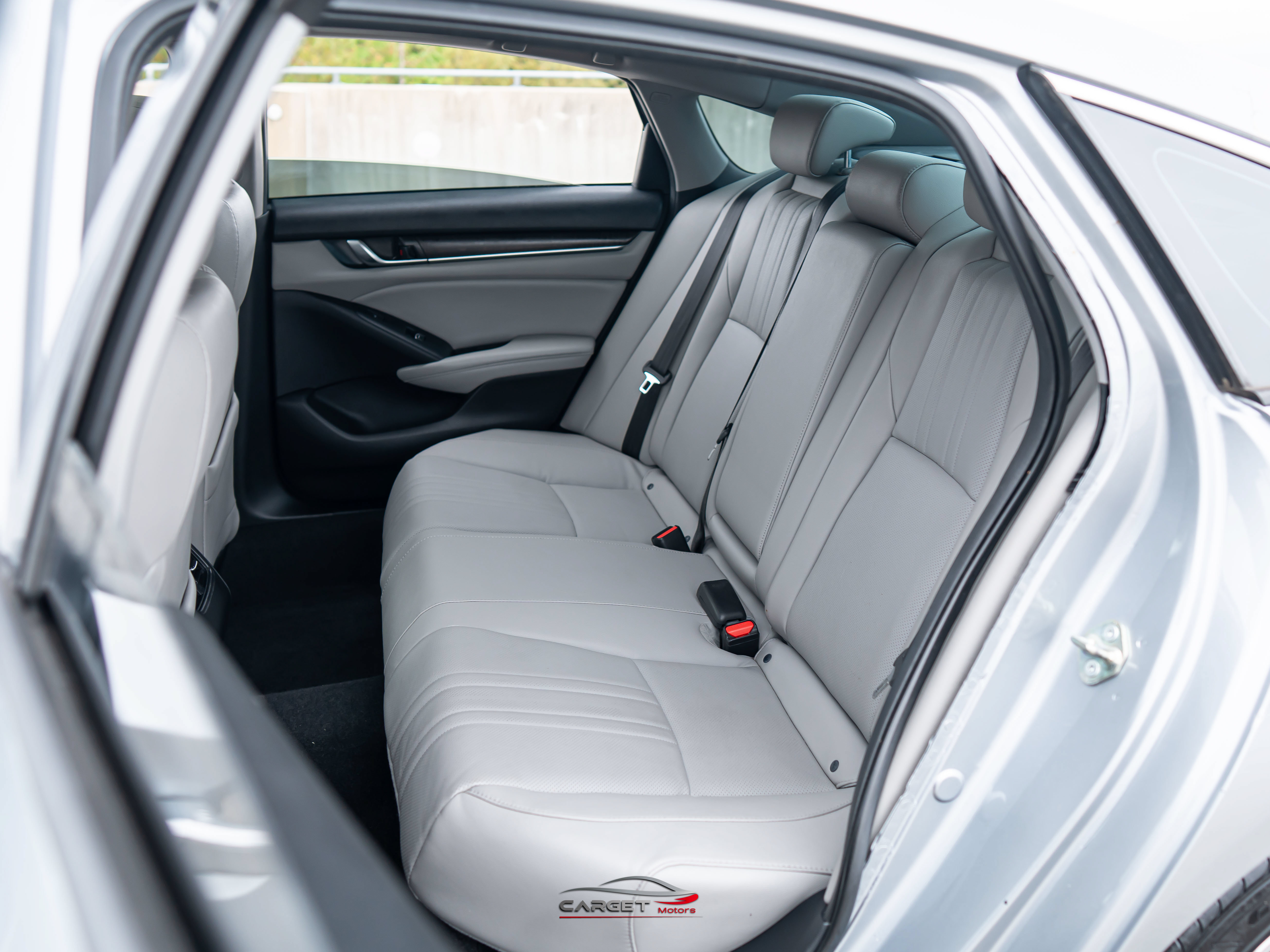 Used 2020 Honda Accord Touring image 19