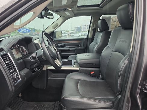 Used 2015 RAM 1500 Laramie w/ Convenience Group AWD/4WD image 10