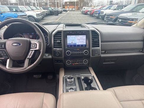Used 2020 Ford Expedition XLT w/ Equipment Group 202A image 17