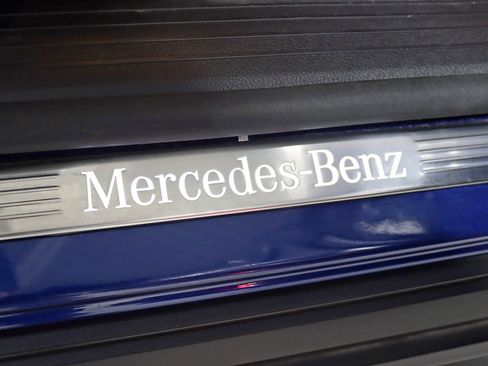 Used 2022 Mercedes-Benz GLS 450 4MATIC image 15