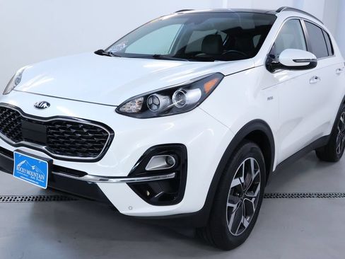 Used 2020 Kia Sportage EX w/ EX Technology Package AWD/4WD image 3
