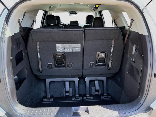 New 2026 Kia Carnival LXS FWD image 24