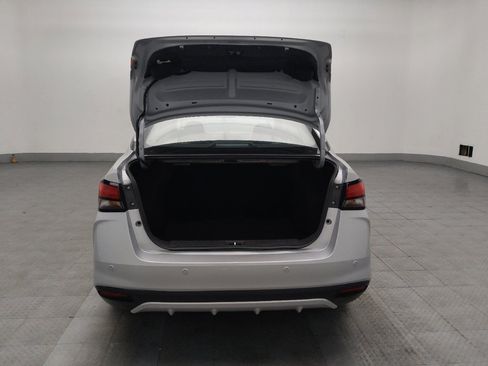 Used 2025 Nissan Versa SV image 29