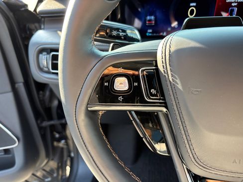 New 2025 Lincoln Aviator Reserve w/ Illumination Package image 19