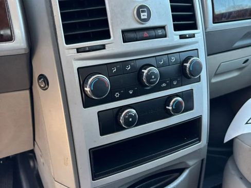 Used 2010 Chrysler Town & Country Touring image 25