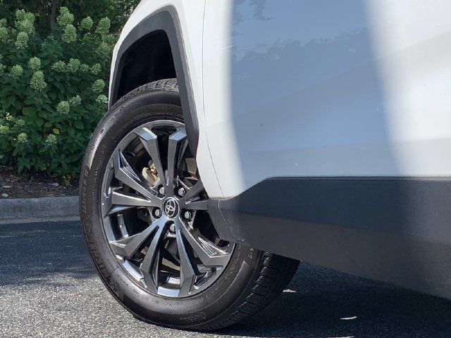 Used 2023 Toyota RAV4 XLE Premium AWD/4WD image 41