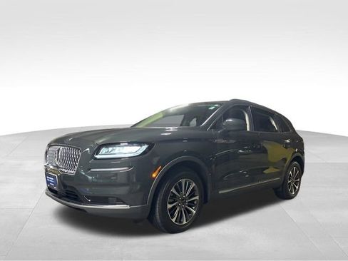 Used 2023 Lincoln Nautilus AWD image 7
