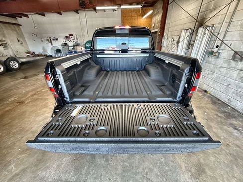 New 2026 Nissan Frontier PRO-4X w/ Pro-4x Convenience Package AWD/4WD image 20