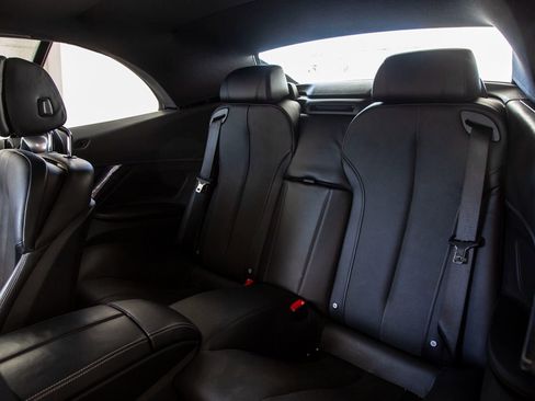 Used 2013 BMW 650i xDrive Convertible image 16