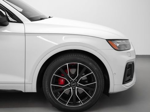 Used 2021 Audi SQ5 Prestige image 14