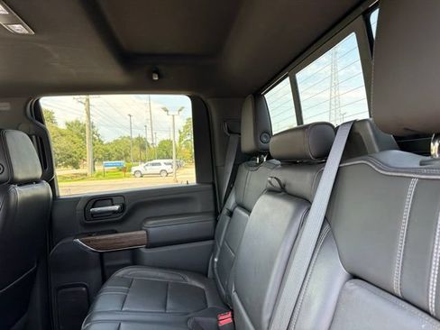 Used 2020 Chevrolet Silverado 3500 High Country w/ Z71 Off-Road Package AWD/4WD image 7