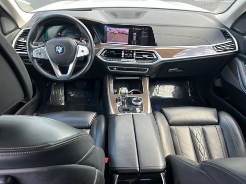 Used 2020 BMW X7 xDrive40i w/ Premium Package AWD/4WD image 26
