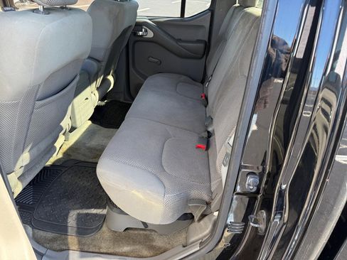 Used 2012 Nissan Frontier S image 10