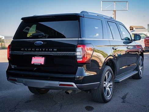Used 2024 Ford Expedition Limited image 8