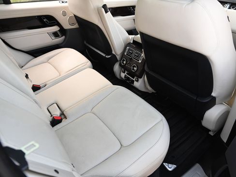 Used 2019 Land Rover Range Rover Supercharged image 13