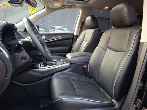 Used 2019 INFINITI QX60 Luxe w/ Essential Package AWD/4WD image 13