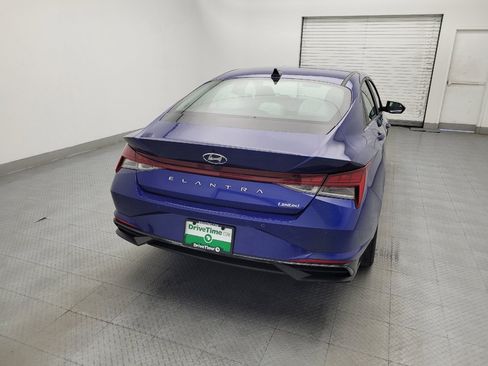 Used 2023 Hyundai Elantra Limited FWD image 7