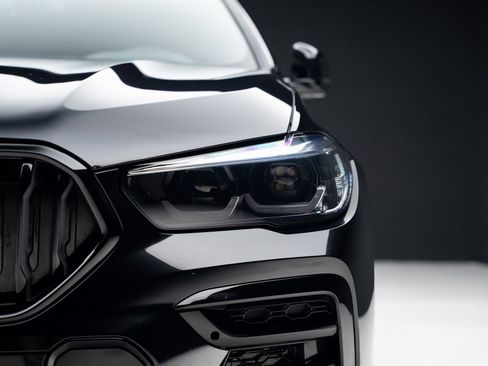 Used 2023 BMW X6 xDrive40i w/ M Sport Package image 9