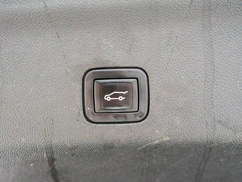 Used 2023 GMC Yukon XL AT4 w/ AT4 Premium Plus Package image 38