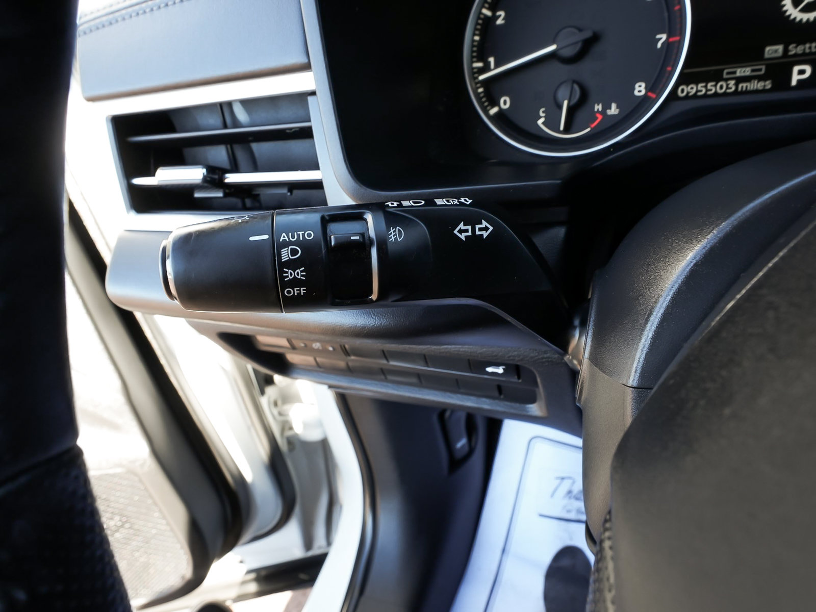Used 2024 Mitsubishi Outlander SE AWD/4WD image 19