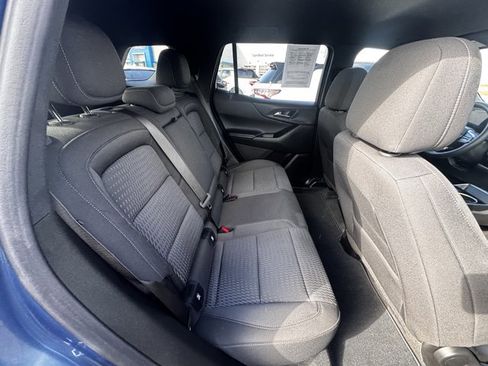 Used 2025 Chevrolet Equinox LT image 9