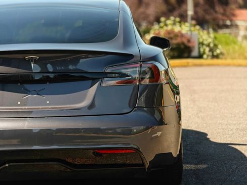 Used 2021 Tesla Model S Plaid AWD/4WD image 19