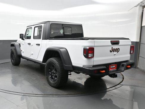 Used 2023 Jeep Gladiator Mojave w/ Trailer Tow Package AWD/4WD image 4