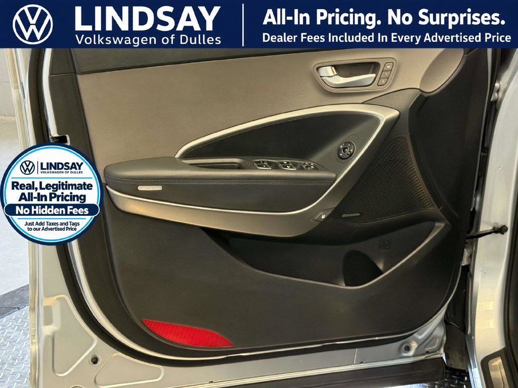 Used 2016 Hyundai Santa Fe SE w/ Option Group 03 AWD/4WD image 8
