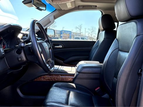Used 2019 Chevrolet Tahoe Premier image 16