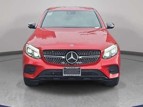 Used 2019 Mercedes-Benz GLC 300 4MATIC Coupe image 3