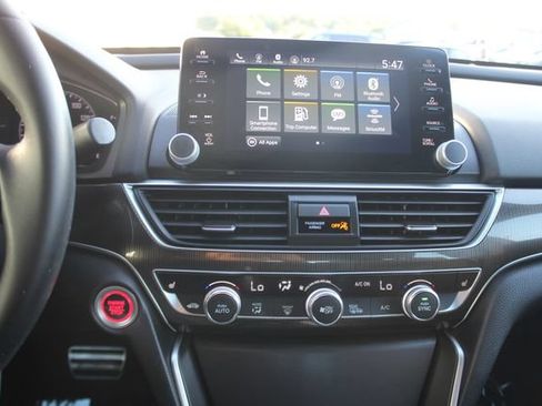 Used 2022 Honda Accord Sport image 4