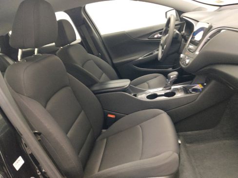 Used 2024 Chevrolet Malibu LT image 21