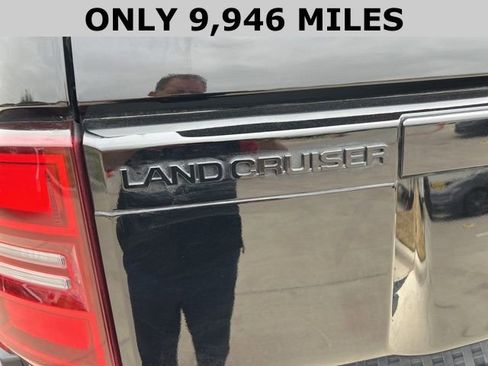 Used 2024 Toyota Land Cruiser image 4