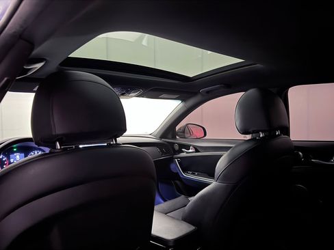 Used 2020 Kia Stinger GT-Line w/ Sun & Sound Package image 23