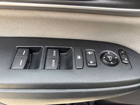 Used 2018 Honda CR-V EX image 15