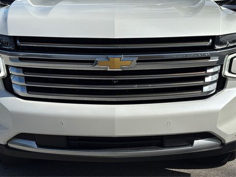 Used 2022 Chevrolet Tahoe High Country image 15