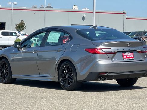 Used 2025 Toyota Camry SE FWD image 7