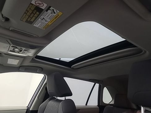 Used 2019 Toyota RAV4 XLE w/ Convenience Package AWD/4WD image 37