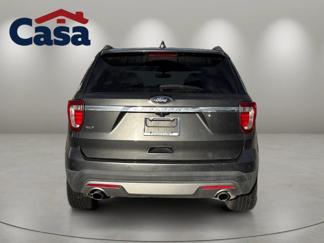 Used 2017 Ford Explorer XLT w/ Equipment Group 201A FWD image 6