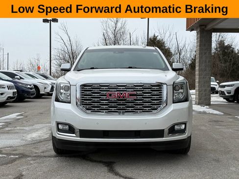 Used 2019 GMC Yukon Denali image 8