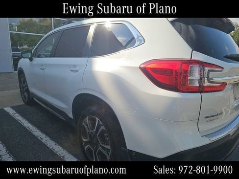 Used 2023 Subaru Ascent Limited w/ Technology Package AWD/4WD image 3
