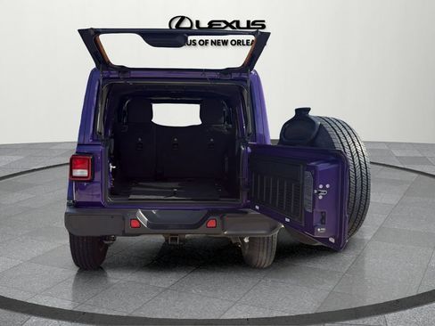 Used 2023 Jeep Wrangler Sahara image 15