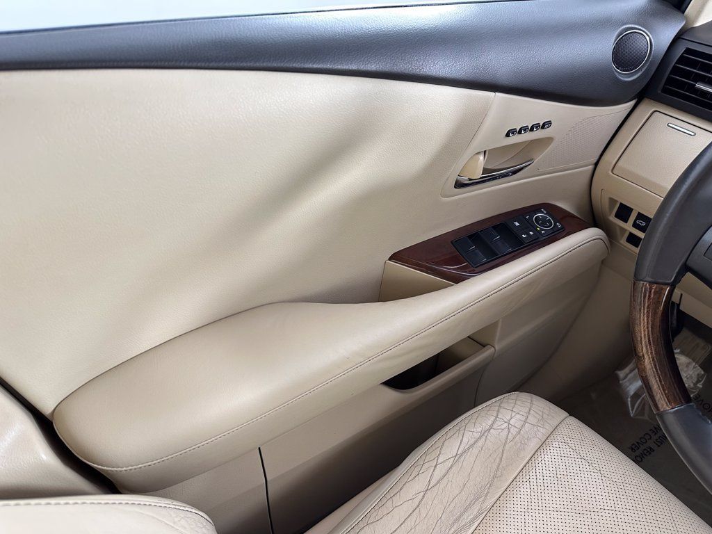 Used 2013 Lexus RX 350 AWD w/ Premium Pkg image 34