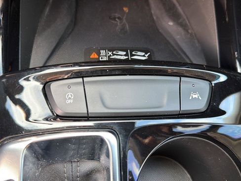 Used 2024 Chevrolet Trax ACTIV w/ Sunroof Package FWD image 13
