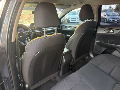 Used 2019 Kia Forte LXS image 14
