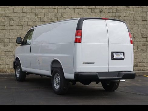 New 2025 Chevrolet Express 2500 Work Van image 2