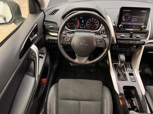 Used 2023 Mitsubishi Eclipse Cross SE image 19